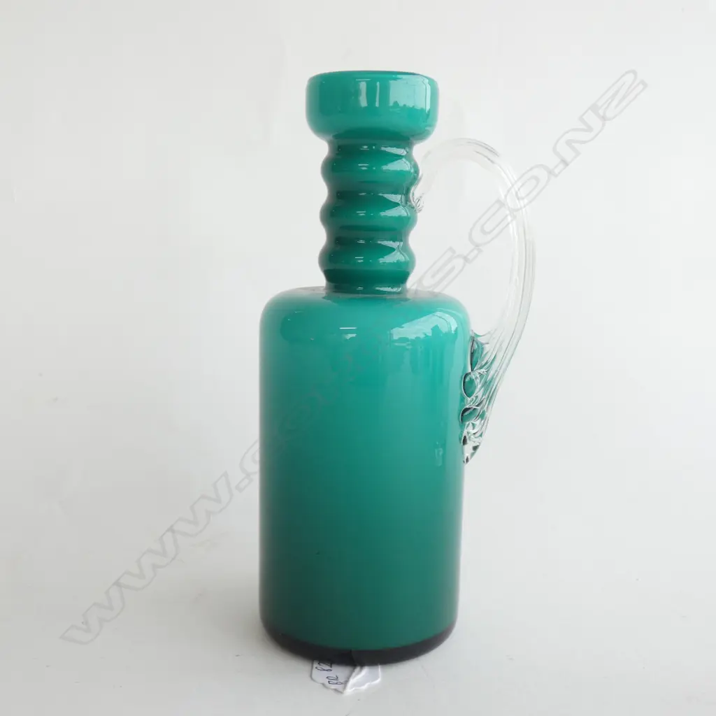 A glass ewer, Image 1++
